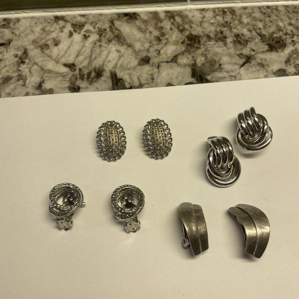 Lot Of 4 Silver Tone Costume Earrings Clip On Clip-on Mix 1 Signed Coro